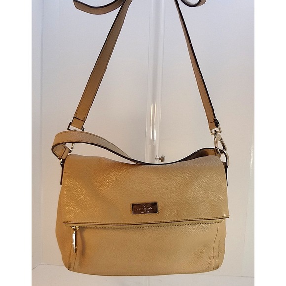 Kate Spade New York Handbags - Kate Spade Highland Place Beige Pebble Leather Crossbody Shoulder Bag